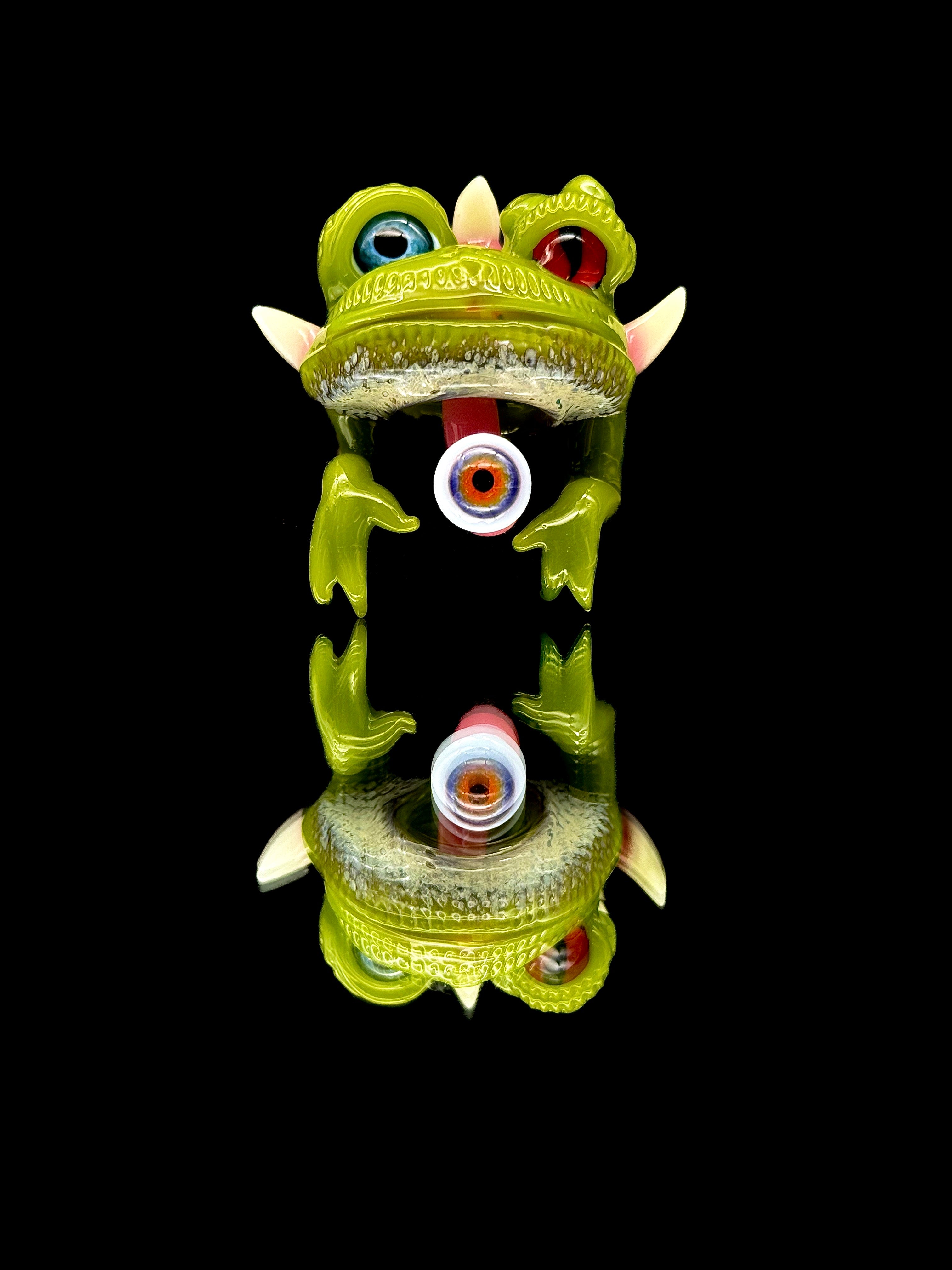 Crunk x Salt Frog Pendy